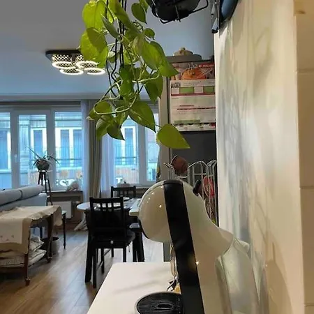 Appartamento Superbe Dans Le Centre De - Arivée Autonome Mons