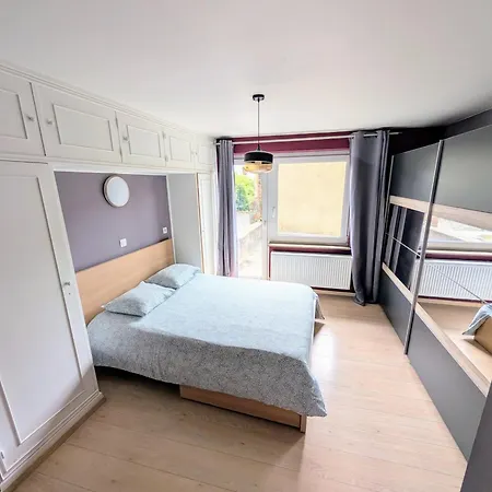 Superbe Dans Le Centre De - Arivée Autonome